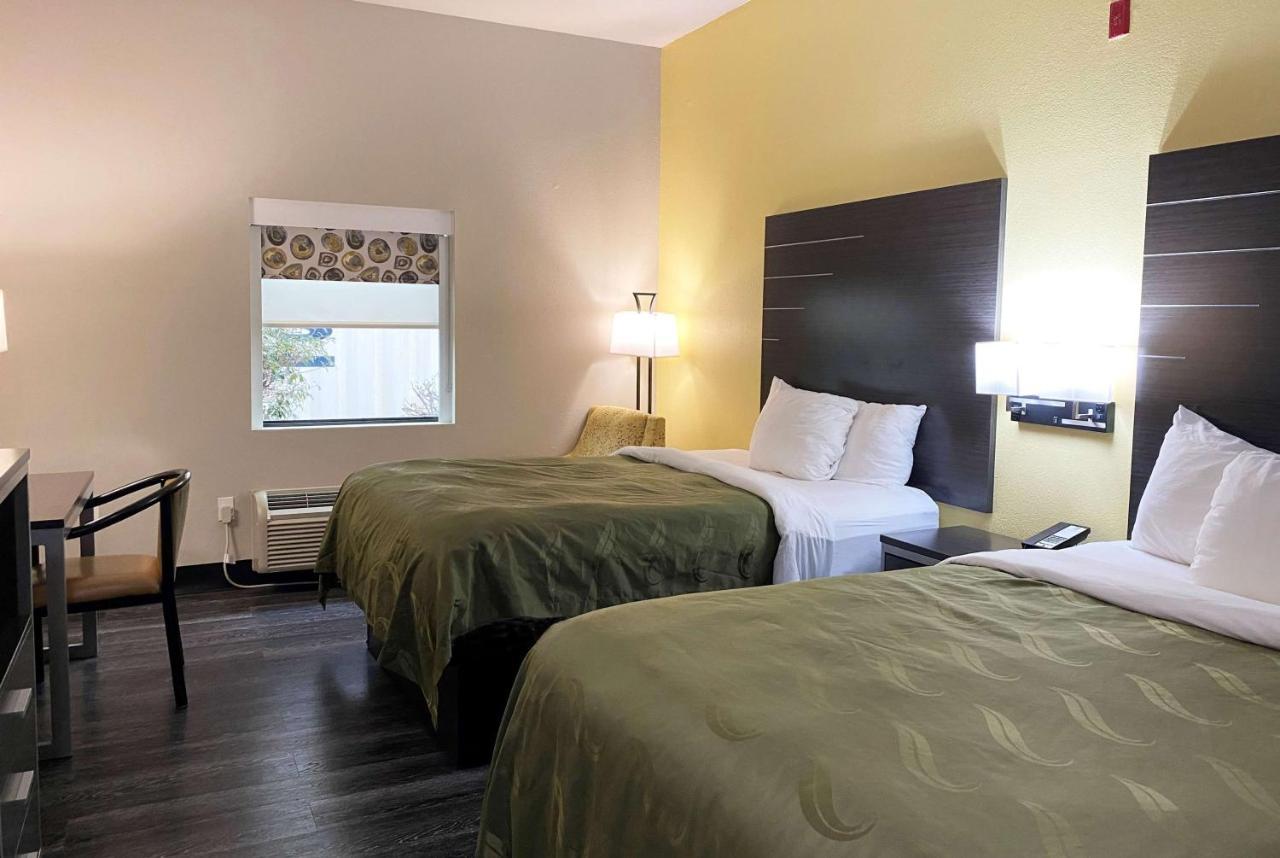 Wingate By Wyndham Biloxi - Ocean Springs Hotel Exterior foto